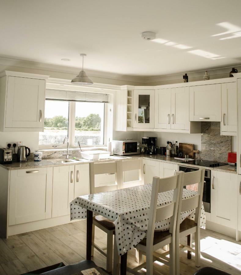 Corrib View Farmhouse Galway Luaran gambar